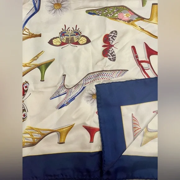 SALVATORE FERRAGAMO Silk Scarf - Ladies Pump Prints - Picture 7 of 10
